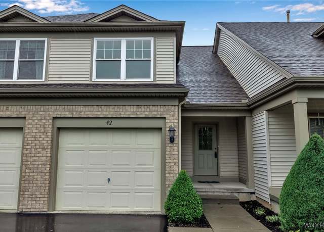 Property at 42 Hanover St, Lancaster, NY 14086, 2 beds, 1.5 baths