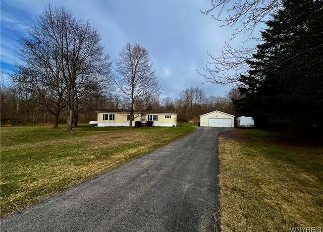 Property at 3513 Checkered Tavern Rd, Hartland, NY 14094, 3 beds, 2 baths