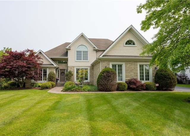 Property at 9698 Carmelo Ct, Clarence, NY 14032, 4 beds, 2.5 baths