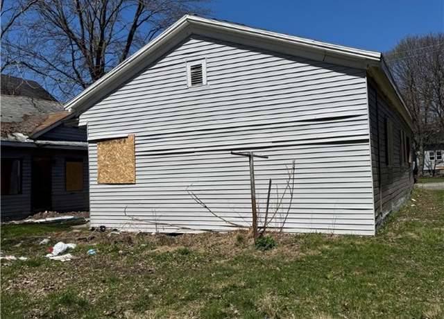 Property at 413 Richmond Ave, Syracuse, NY 13204, 6 beds, 3 baths