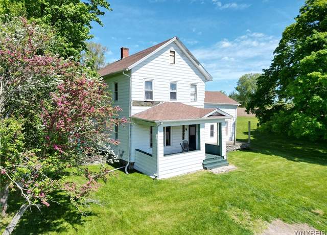 Property at 10248 Brookville Rd, Alexander, NY 14005, 5 beds, 2.5 baths