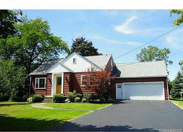Property at 6528 Campbell Blvd, Pendleton, NY 14094, 3 beds, 1.5 baths