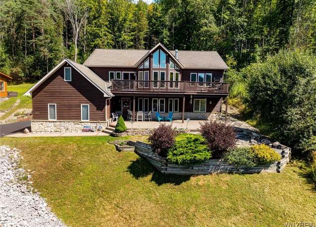 Property at 6383 Northwood Dr, Ellicottville, NY 14731, 4 beds, 3 baths