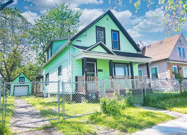 Property at 40 Federal Ave, Buffalo, NY 14215, 4 beds, 1 bath