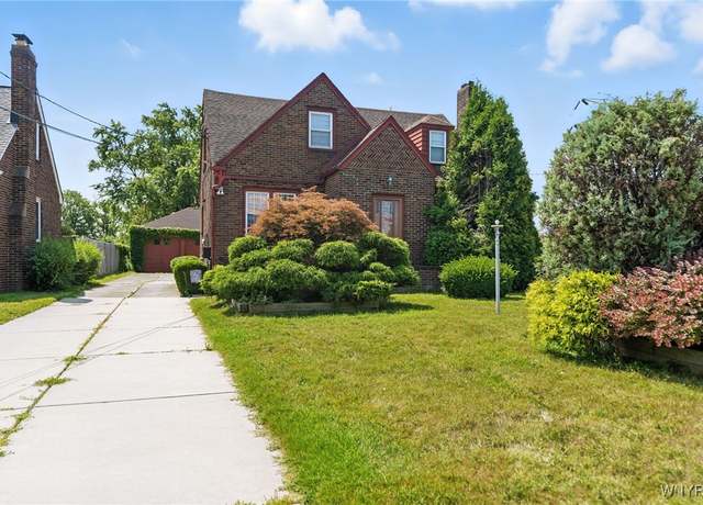 Property at 841 Cleveland Dr, Cheektowaga, NY 14225, 6 beds, 1.5 baths