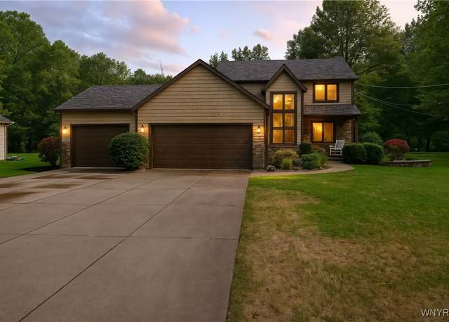 Property at 2094 Harvey Rd, Grand Island, NY 14072, 4 beds, 2.5 baths