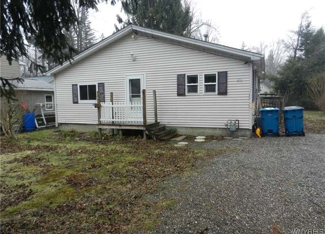 Property at 446 Wood Ave, Evans, NY 14006, 2 beds, 1 bath