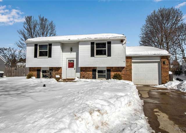 Property at 7001 Academy Ln, Lockport-town, NY 14094, 3 beds, 2 baths