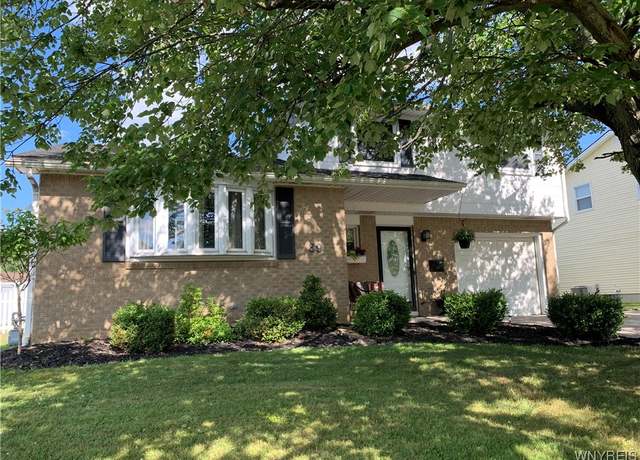 Property at 39 Joann Dr, West Seneca, NY 14224, 3 beds, 1.5 baths