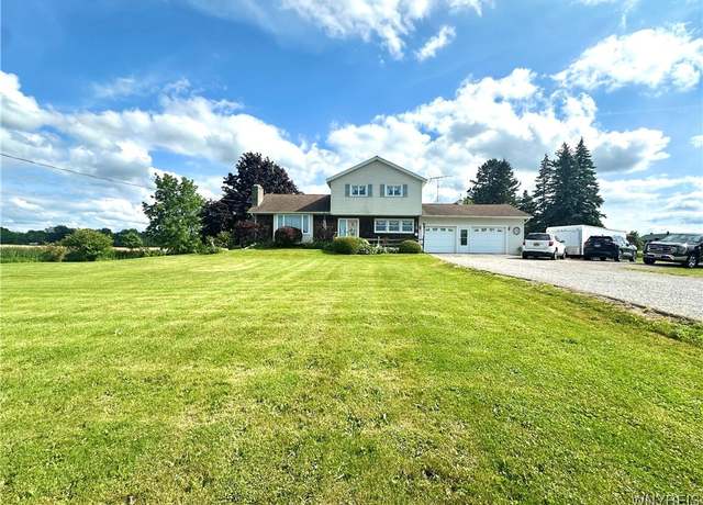 Property at 9718 Pearson Rd, Hartland, NY 14105, 3 beds, 2 baths
