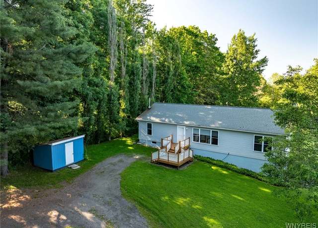 Property at 6165 Martin Corners Rd, Lyndon, NY 14727, 3 beds, 2.5 baths