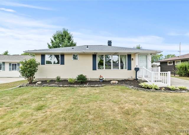 Property at 319 Green Acres Rd, Tonawanda, NY 14150, 3 beds, 2 baths