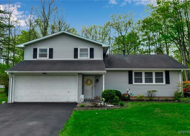 Property at 7180 Lincoln Avenue Ext, Lockport Town, NY 14094, 3 beds, 1.5 baths