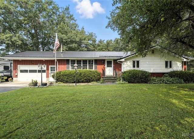Property at 932 Creek Rd, Attica, NY 14011, 3 beds, 1.5 baths