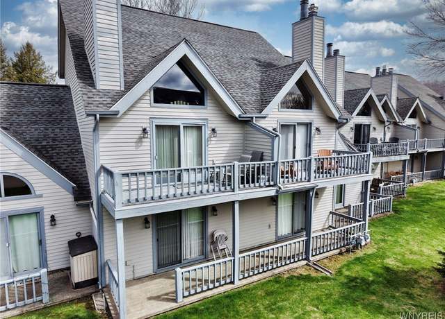 Property at 76 Wildflower, Ellicottville, NY 14731, 1 bed, 1.5 baths