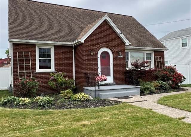 Property at 2479 Forest Ave, Niagara Falls, NY 14301, 3 beds, 1 bath