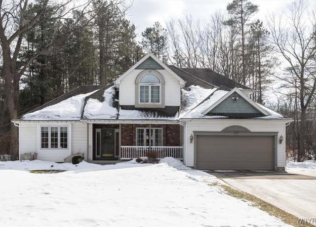 Property at 1120 Rice Rd, Elma, NY 14059, 3 beds, 2.5 baths