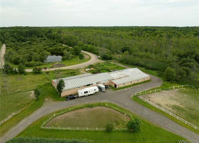 Property at 7452 Southwestern Blvd, Evans, NY 14047