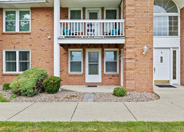 Property at 4 Appletree Ct #1, Cheektowaga, NY 14227, 2 beds, 2 baths