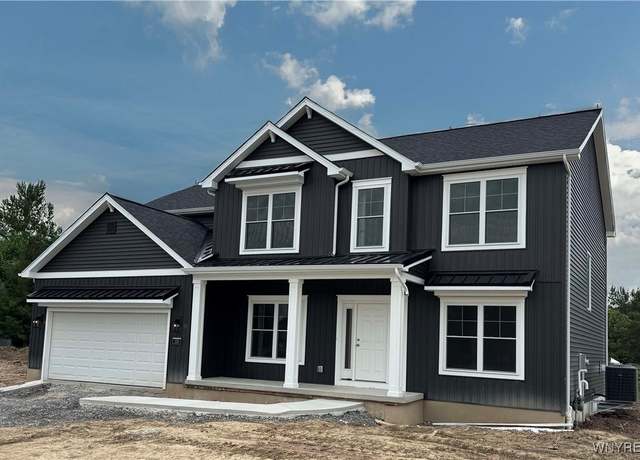 Property at 130 Sandywood Cir, Grand Island, NY 14072, 4 beds, 2.5 baths
