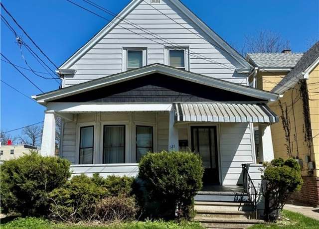 Property at 121 Domedion Ave, Buffalo, NY 14211, 5 beds, 2 baths