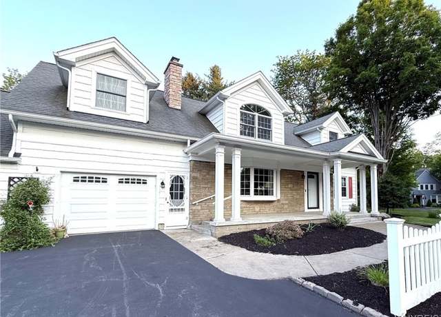 Property at 286 Porterville Rd, Aurora, NY 14052, 4 beds, 3 baths