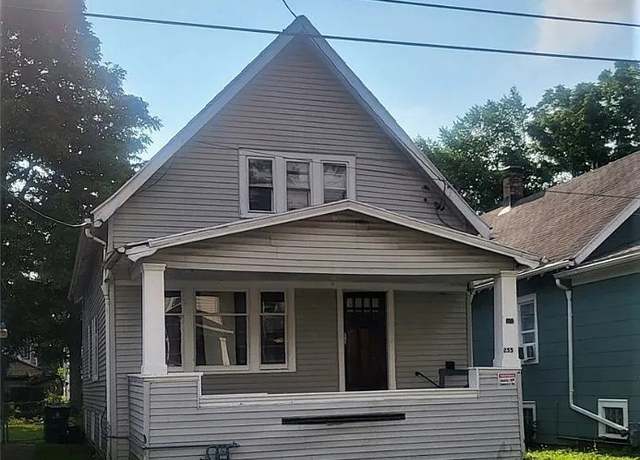 Property at 255 Wyoming St, Buffalo, NY 14215, 3 beds, 1 bath