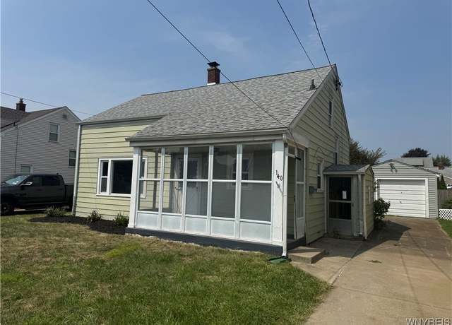 Property at 140 Keever Ave, Lackawanna, NY 14218, 3 beds, 1 bath