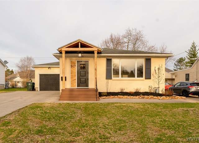 Property at 207 Marrano Dr, Lancaster, NY 14043, 3 beds, 2 baths