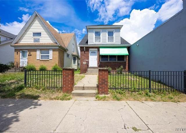 Property at 2906 Pine Ave, Niagara Falls, NY 14301, 2 beds, 1.5 baths