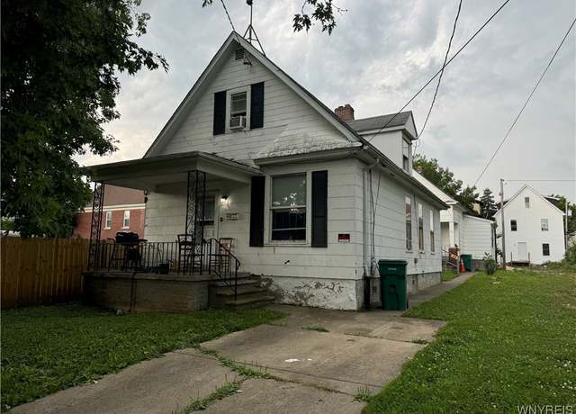 Property at 412 19th St, Niagara Falls, NY 14303, 5 beds, 2 baths