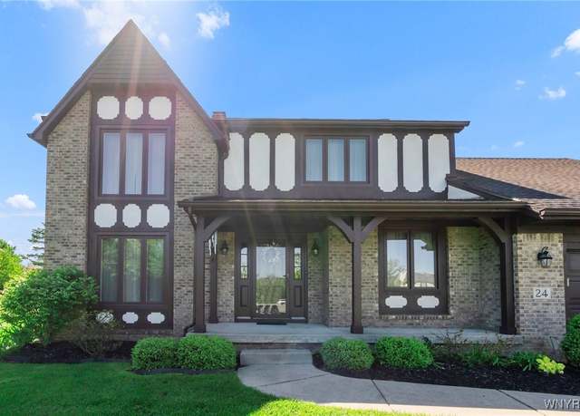 Property at 24 Bluejay Cir, Lancaster, NY 14086, 4 beds, 2.5 baths