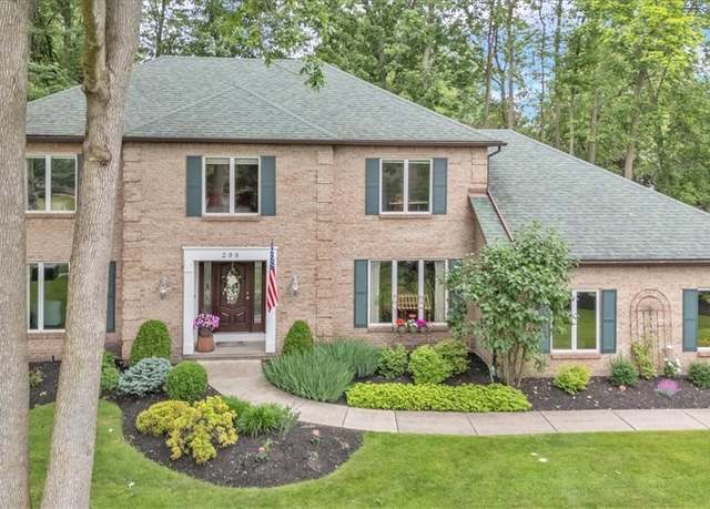 Property at 298 Wood Acres Dr, Amherst, NY 14051, 4 beds, 2.5 baths