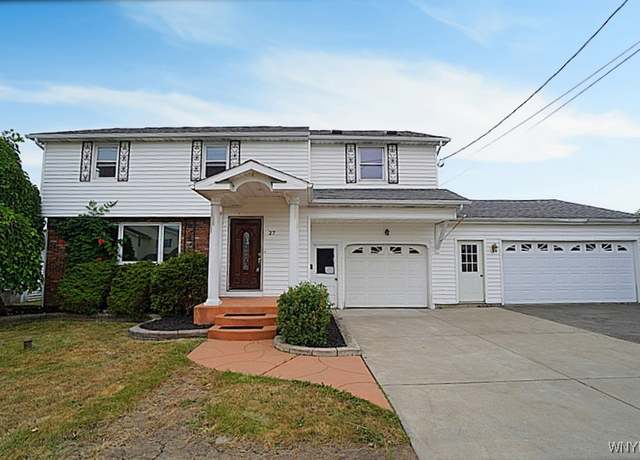 Property at 27 Roosevelt Ave, Lancaster, NY 14086, 4 beds, 2.5 baths