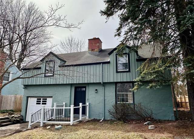 Property at 370 N Forest Rd, Amherst, NY 14221, 3 beds, 1.5 baths