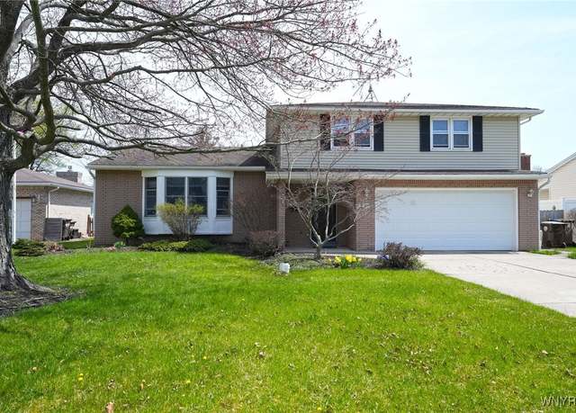 Property at 161 Foxpoint W, Amherst, NY 14221, 3 beds, 2.5 baths