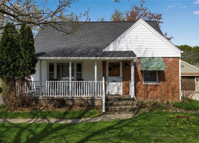 Property at 3590 Salisbury Ave, Hamburg, NY 14219, 3 beds, 1.5 baths