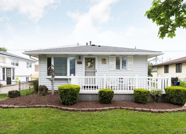 Property at 268 Meadowlawn Rd, Cheektowaga, NY 14225, 2 beds, 1 bath