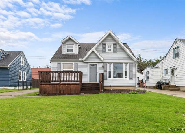 Property at 115 Wrexham Ct N, Tonawanda, NY 14150, 4 beds, 1 bath