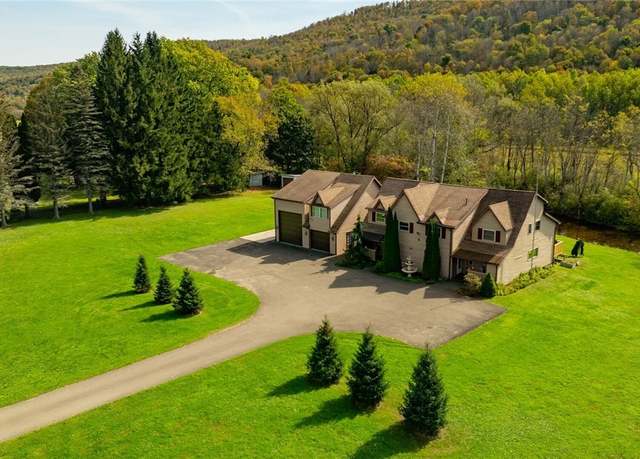 Property at 6331 Route 242 E, Ellicottville, NY 14731, 6 beds, 5 baths