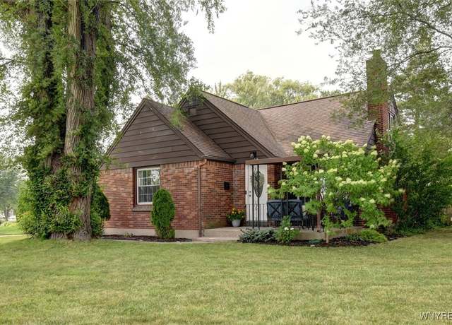 Property at 164 Clearvale Dr, Cheektowaga, NY 14225, 3 beds, 1 bath