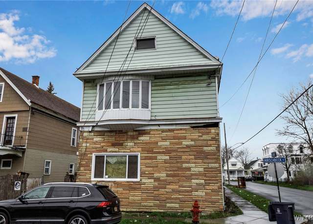Property at 80 Hirschbeck St, Buffalo, NY 14212, 7 beds, 3 baths