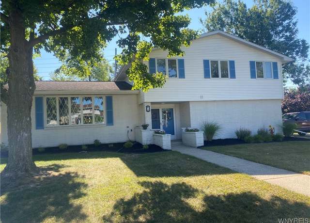 Property at 2 Impala Pkwy, Lancaster, NY 14086, 3 beds, 2 baths