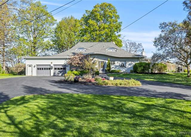 Property at 5938 Hyde Park Blvd, Lewiston, NY 14305, 3 beds, 4 baths