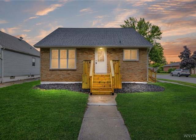 Property at 99 Margaret Rd, Amherst, NY 14226, 3 beds, 2 baths