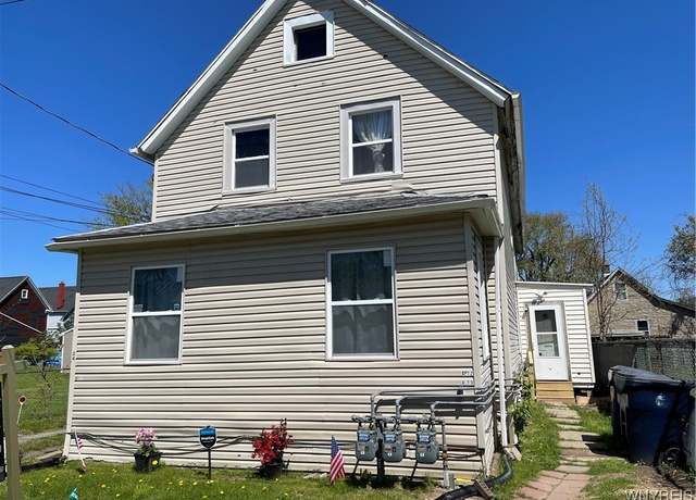 Property at 24 Seal Pl, Lackawanna, NY 14218, 4 beds, 3 baths