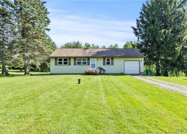 Property at 7521 Behm Rd, Orchard Park, NY 14170, 3 beds, 1 bath
