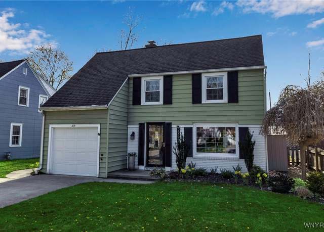 Property at 279 Bernhardt Dr, Amherst, NY 14226, 3 beds, 2 baths