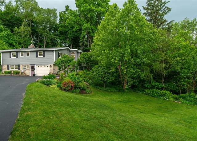 Property at 43 Larned Ln, Orchard Park, NY 14127, 4 beds, 2.5 baths