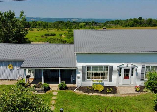Property at 8242 Cole Rd, Boston, NY 14033, 3 beds, 1 bath